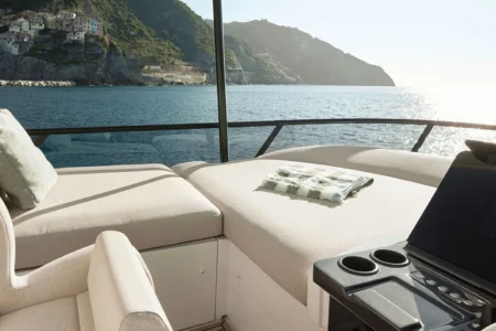2026-Available-now-Azimut 62