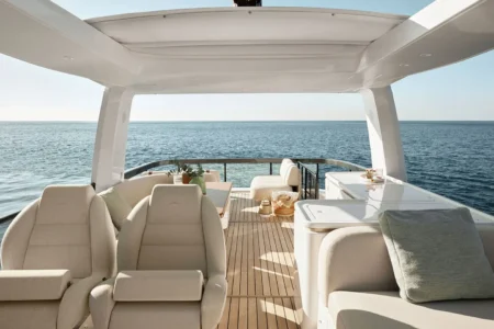 2026-Available-now-Azimut 62