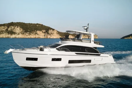 2026-Available-now-Azimut 62