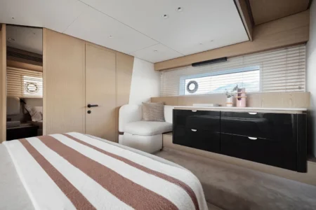 2026-Available-now-Azimut 62