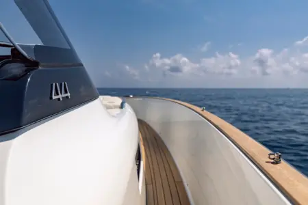 2026 SOLARIS POWER 44 OPEN - Navis Marine
