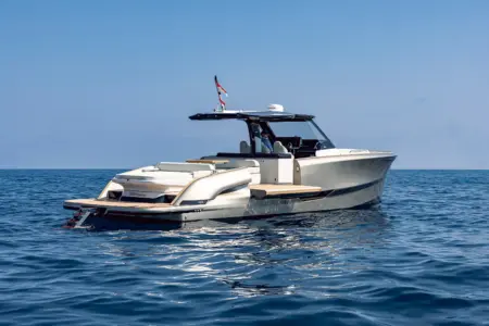 2026 SOLARIS POWER 44 OPEN - Navis Marine