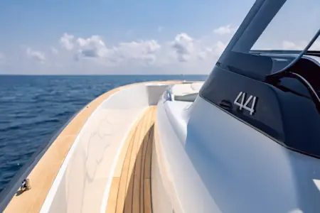 2026 SOLARIS POWER 44 OPEN - Navis Marine