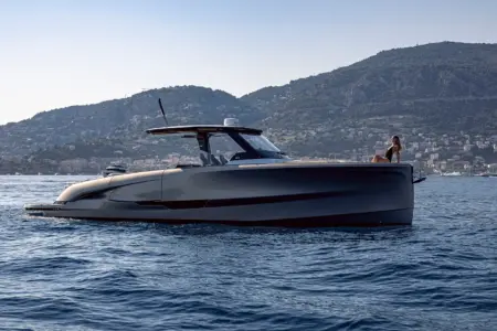 2026 SOLARIS POWER 44 OPEN - Navis Marine