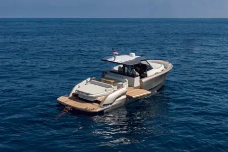 2026 SOLARIS POWER 44 OPEN - Navis Marine
