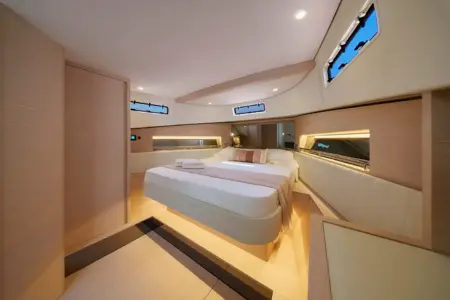 2026 SOLARIS POWER 44 OPEN - Navis Marine