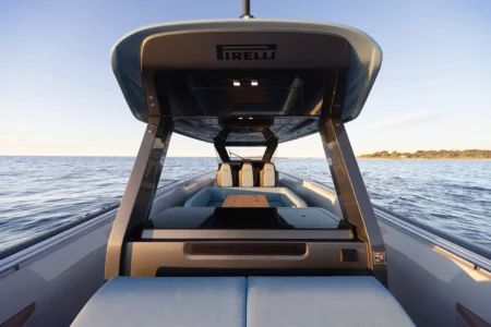 Pirelli-47-Navis Marine