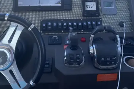 2017 Azimut Atlantis 43 - Navis Marine