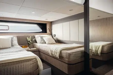 2017 Azimut Atlantis 43 - Navis Marine