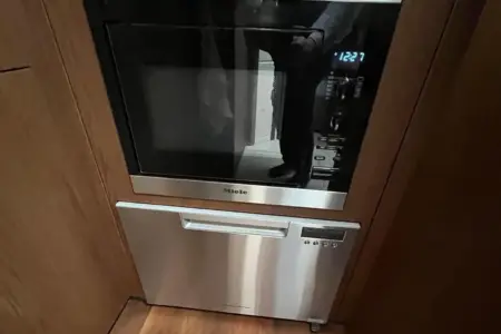 2020 Sunseeker Predator 50 - Navis Marine