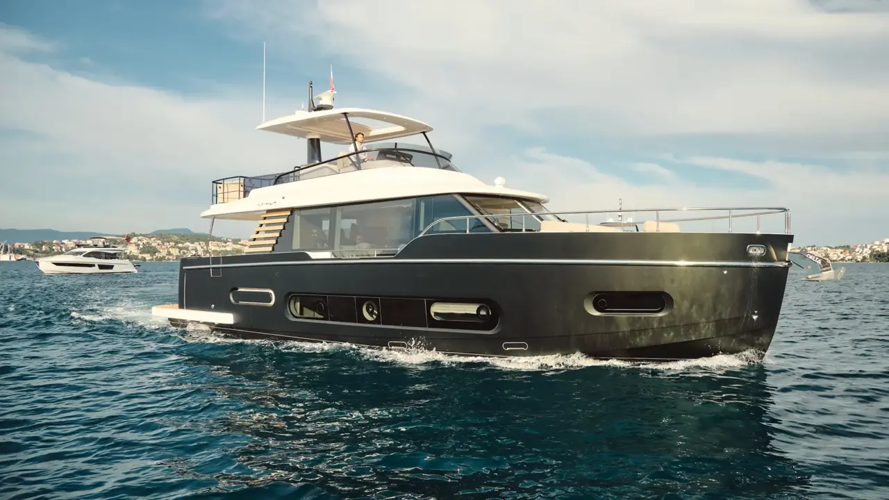 2025 Azimut Magellano 60