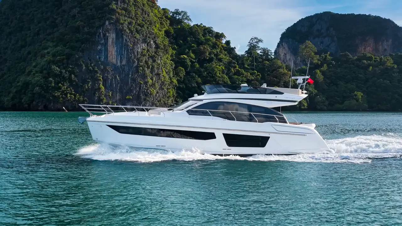 2026 Azimut Fly 53