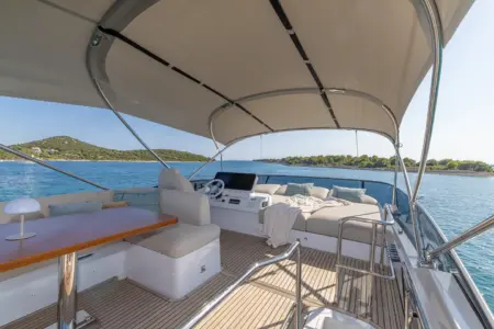 2026 Azimut Fly 53 - Navis Marine