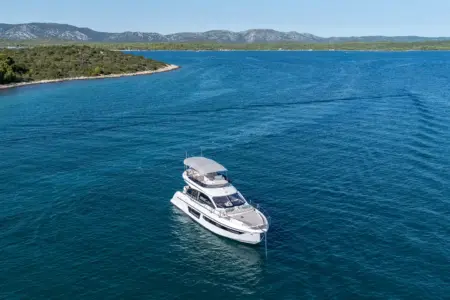 2026 Azimut Fly 53 - Navis Marine