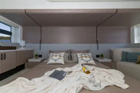 2026 Azimut Fly 53 - Navis Marine