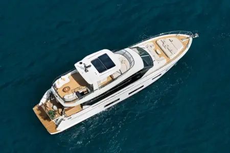 Azimut Fly 82 - Navis Marine