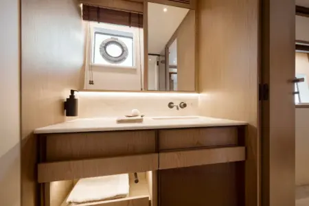 Azimut Fly 82 - Navis Marine