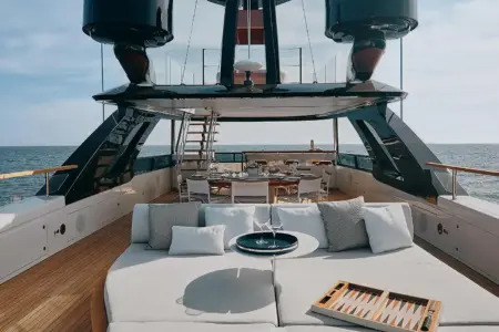 Benetti Motopanfilo 37M - Navis Marine