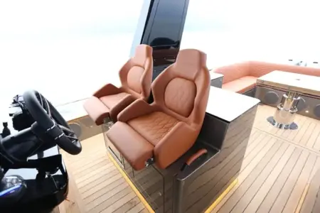 Capelli Stradivari 52 - Navis Marine