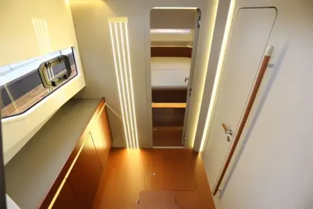 Capelli Stradivari 52 - Navis Marine