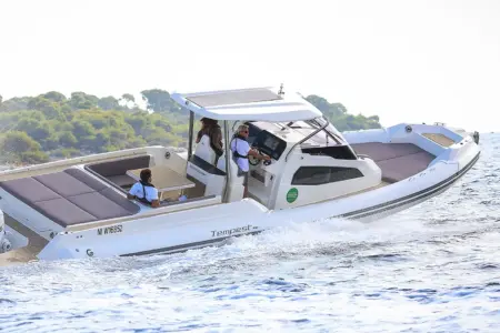 Capelli Tempest 42 Luxury Line - Navis Marine