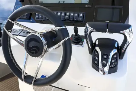 Capelli Tempest 42 Luxury Line - Navis Marine