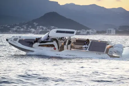 Capelli Tempest 42 Luxury Line - Navis Marine