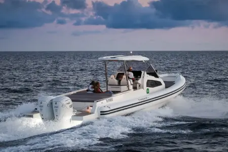 Capelli Tempest 42 Luxury Line - Navis Marine