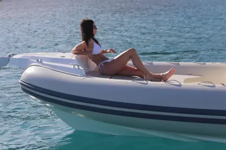 Capelli Tempest 700 Luxe - Navis Marine