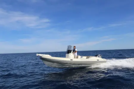 Capelli Tempest 700 Luxe - Navis Marine