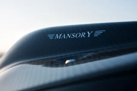 Pirelli 50 Mansory - Navis Marine