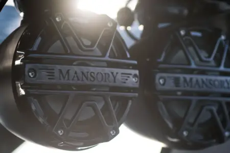 Pirelli 50 Mansory - Navis Marine