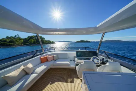Azimut Yachts Grande 26M - Navis Marine