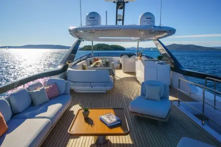 Azimut Yachts Grande 26M - Navis Marine
