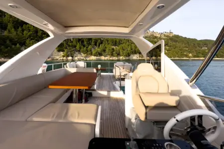 2019 Azimut Fly 55 - Navis Marine