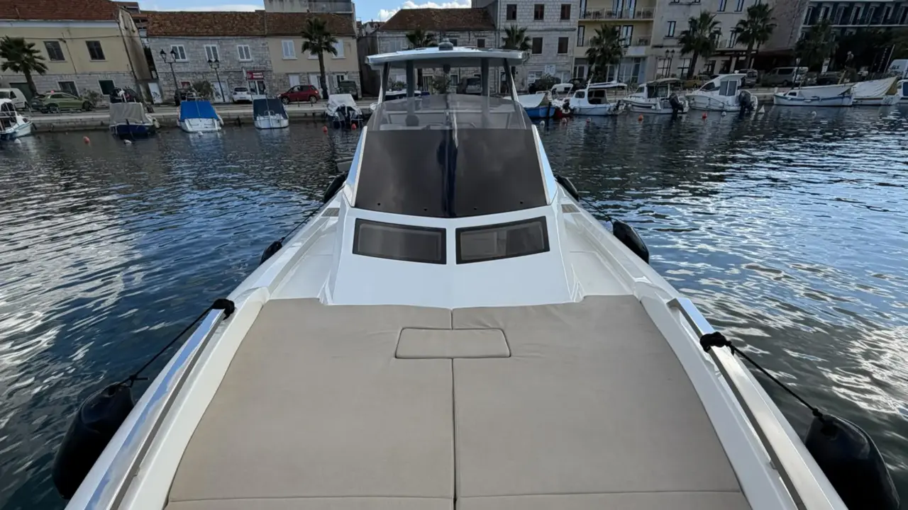 2024 LOMAC GRANTURISMO 12.5