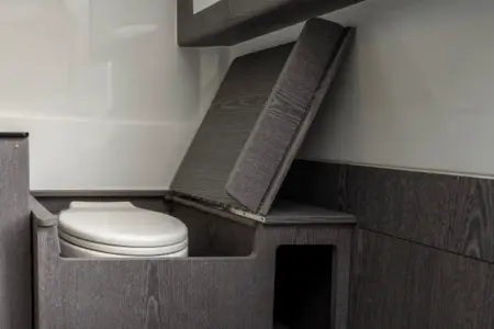 2023 Pirelli 35 - Navis Marine