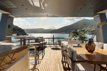 Azimut 82 - Navis Marine