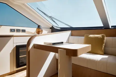 Azimut 82 - Navis Marine