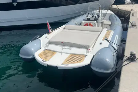 2016-Pirelli-780 - Navis Marine