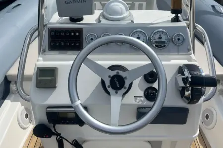 2016-Pirelli-780 - Navis Marine