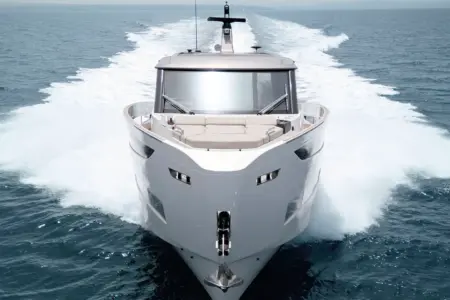 Azimut Seadeck 6 - Navis Marine