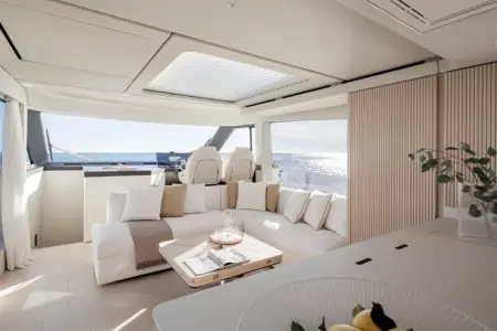 Azimut Seadeck 6 - Navis Marine