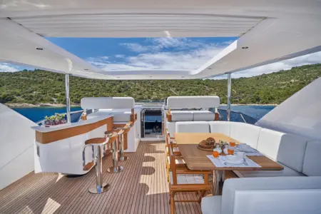 2024-Azimut-Grande-27M - Navis Marine