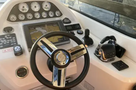 2014-Bavaria-sport-35-ht - Navis Marine