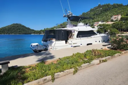 2017-Azimut-Magellano-53 - Navis Marine
