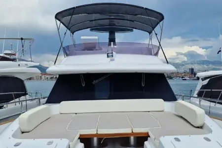 2017-Azimut-Magellano-53 - Navis Marine