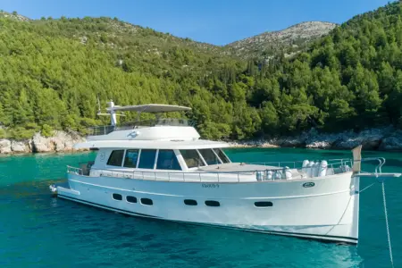2024 MENORQUIN 68 FLYBRIDGE - Navis Marine