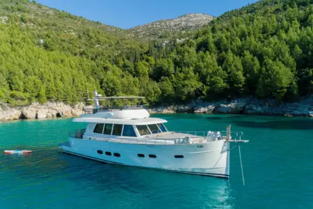 2024 MENORQUIN 68 FLYBRIDGE - Navis Marine