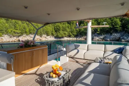 2024 MENORQUIN 68 FLYBRIDGE - Navis Marine